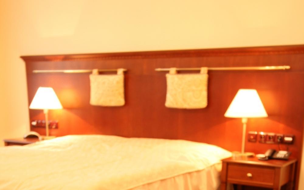 Parkhotel Richmond การ์โลวีวารี ภายนอก รูปภาพ